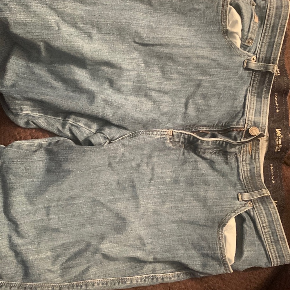 Lee jeans for ladies.  Worn once